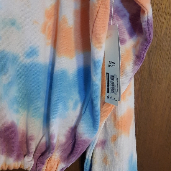 Tye Dye Long Sleeve Sweatshirt NWT - Picture 4 of 5